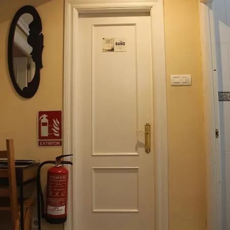 Daire Acogedor Apartamento En Pleno Barrio De La Sidra